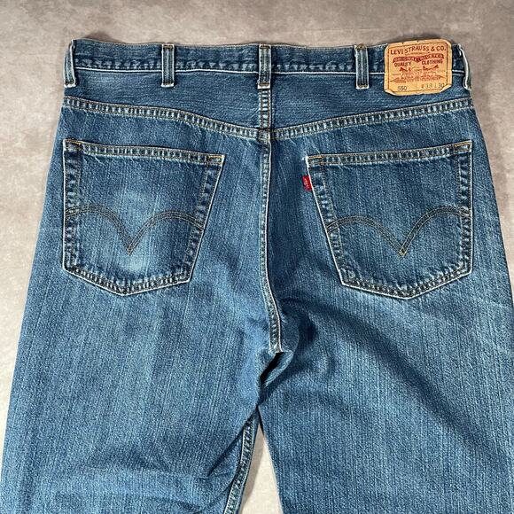 Levi’s 550 Dark Wash Relaxed Fit Denim Jeans - Picture 3 of 7